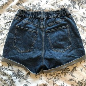 Garage 80’s Mom Shorts